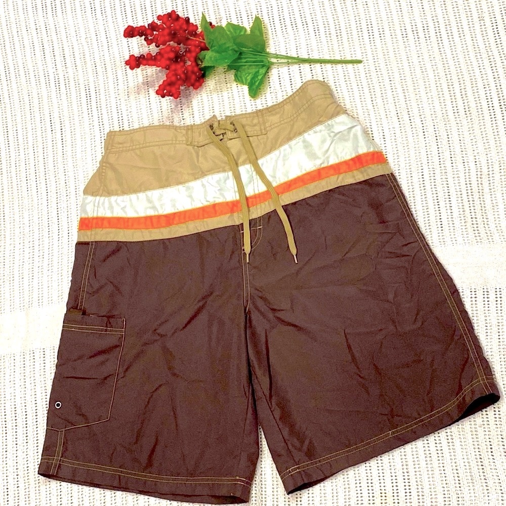 Oxide Men's Elastic Waist with Drawstrings Closure Cute Brown Shorts Size Large